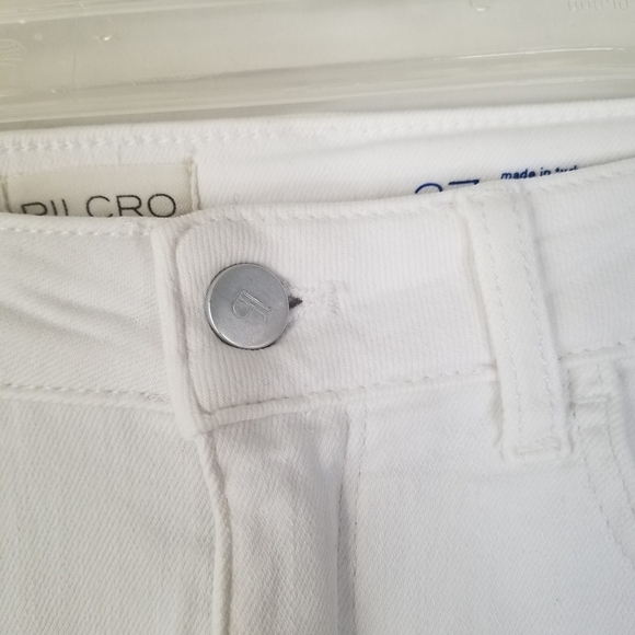 NWT Pilcro Anthropologie The Yaya Mid-Rise Crop Flare Jeans White Size 27 - Picture 12 of 16